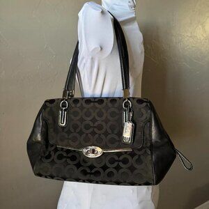 Coach Signature Turnlock Tote (Style 25688) tote